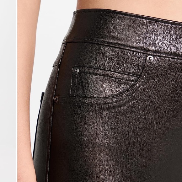 Leather Like ankle skinny pants - Picture 3 of 9